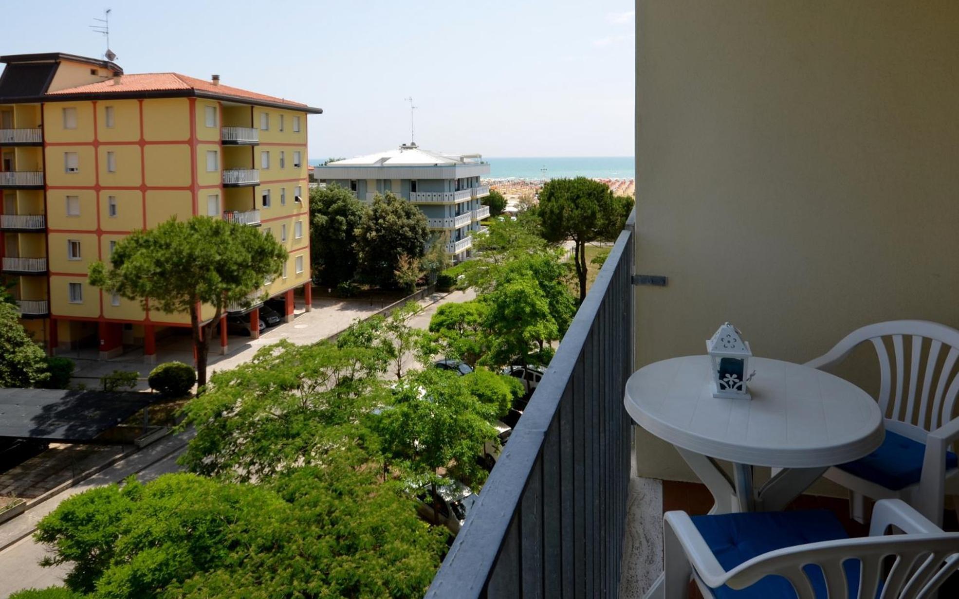 Appartamenti Laguna Grande Bibione Exteriör bild
